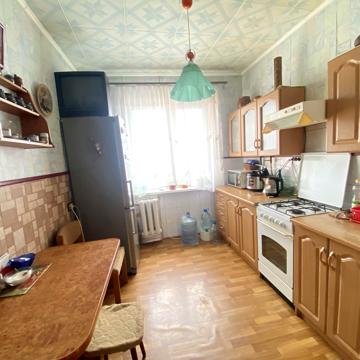 Ньютона вул., 38