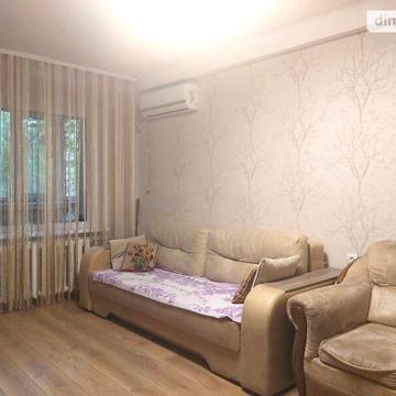 Продаж 3к Квартира Українська вулиця
