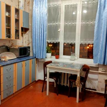 Продам 3 комн. Сталинку на Индустриальном (Фрунзе) проспекте 9,2/5