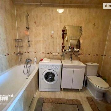 Довгострокова оренда 1к Квартира Листопадова вулиця