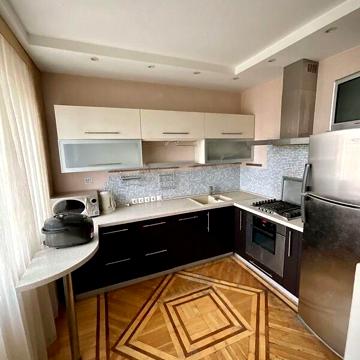 Продаж 3к Квартира Писаржевського вулиця
