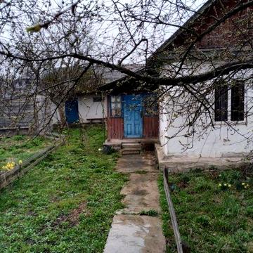 Продам пів будинку