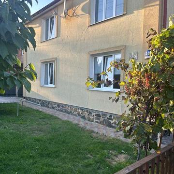 Продам будинок в Луцьку