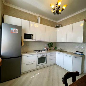Продам 2 комнатную квартиру ,ул.Семинарская
