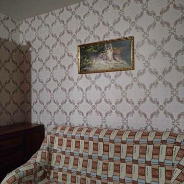 Продам 2-кімнатну квартиру. Курський мкрн. Район 22 школи. 2 поверх.