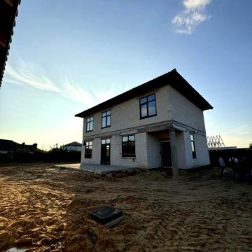 Продаж 2 поверхового будинку з гаражем (Масив Ягода)