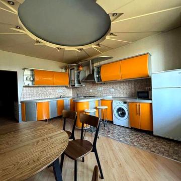 Продаж 3 кімнатної Центр, вул Мулика