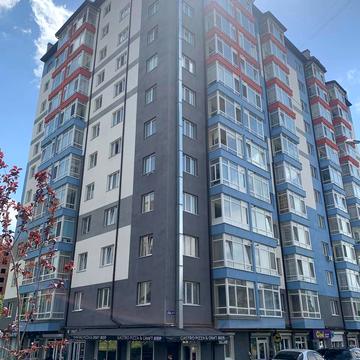 Гетьмана Петра Дорошенка вул., 22а