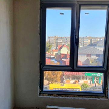 Продам 1-но, комнатную квартиру в Обухове, р-н "Школа" Каштановая 7