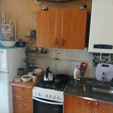 Продаж однокімнатной квартири поруч набережна.