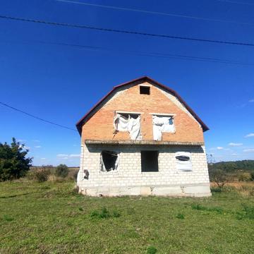 Вітрова, 21