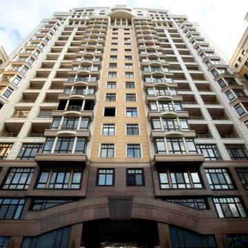 Михайла Грушевського вул., 9-а
