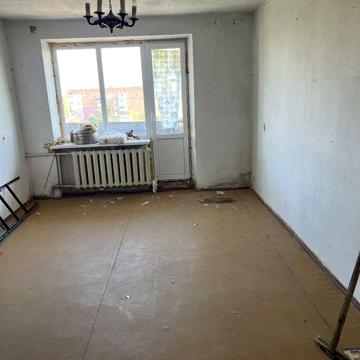 Продам квартиру три кімнати