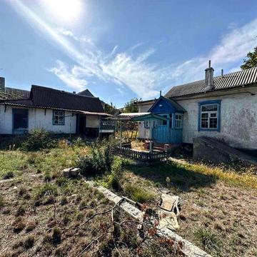 ПРОДАМ будинок на вул. Червоної Калини (Ю)