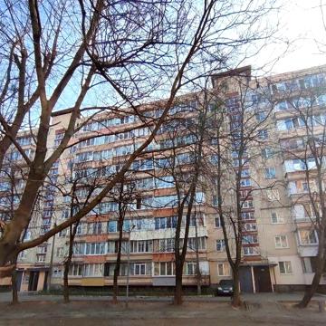 Велика 2к квартира 83 кв.м.  Дніпровська 3, Вишгород