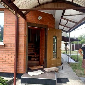 Продам окремий будинок по вул.Болгарська