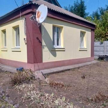 Продам будинок в місті Узин.
