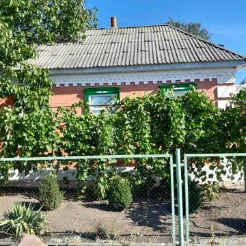 Продам дом в с. Приютовка