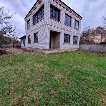 Продам Будинок із білої цегли в с. Погреби  . 20000 дол США