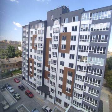 Продаж великої трикімнатної квартири, новобудова, Гоголя 253А