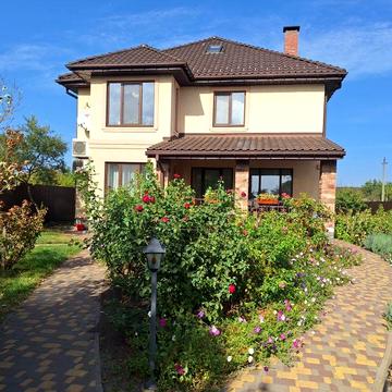 Будинок 198м+гараж+ГОСТЬОВИЙ з сауною біля ОЗЕРА + 25 соток с.Вишеньки