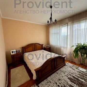 Продаж будинку поруч з центром|270м2