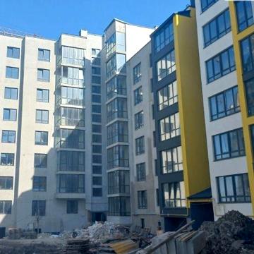 Продаж трикімнатної квартири на БАМі