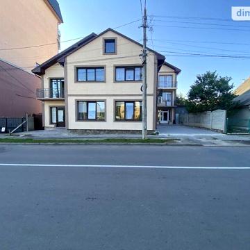 Продаж 3к Квартира Бандери вулиця