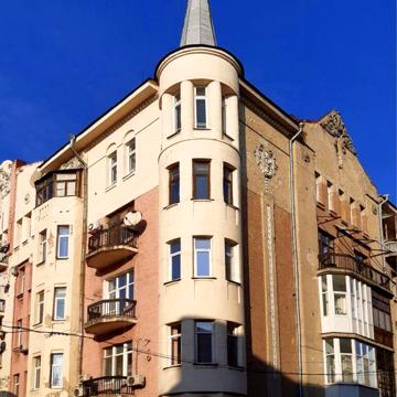 Продаж квартири на Рейтарській