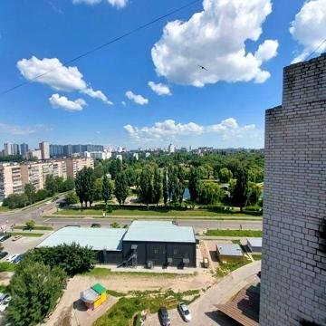 Продам 3хккв в цегляному будинку по вул. Грушевського !