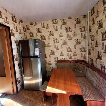 Продам 1-к.кв, 42кв.м, ул.Кричевского, 41, с/м Класс напротив