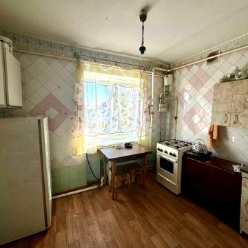 Продам 3-х комнатную квартиру в Новой Водолаге  в Самом Центре!