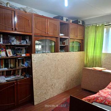 Продам двокімнатну квартиру в Гочарівському