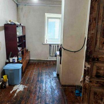 Продам 1 ком. кв р-н  *Гончаровского моста*