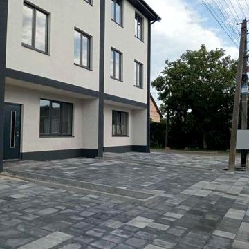 БЕЗ КОМІСІЇ! Тауни 120 м2 центр Вишневе.