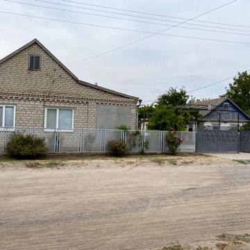 Продаж двох будинків в одному дворі(ТІЛЬКИ ПРОДАЖ)