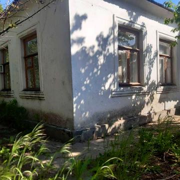 Продам дом в центре Октябрьского Возможен торг