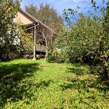 Набережна вул., 46