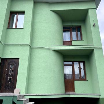 Здам 2 поверховий будинок 7 кімнат оренда