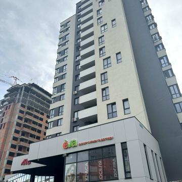 Очеретяна вул., 31