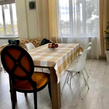 D1U Продам 3 кімнатну квартиру, ст. метро Захисників України