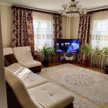 Продаж 4к Дім Свято-Миколаївська (Кірова) вулиця