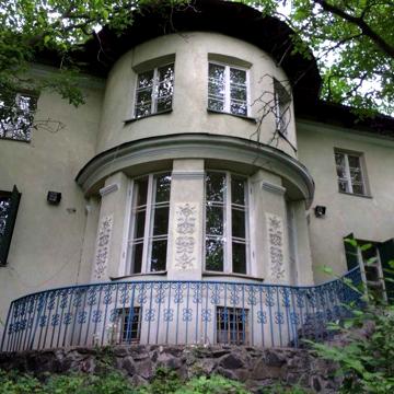 Продаж будинку, вул. Редутна 26. Царське Село, Центр, БЕЗ %!
