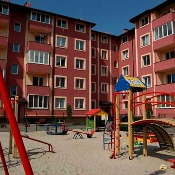 продам 3 кімнатну квартиру з АВР та кладовою Щаслива,55 ЖК Щасливий