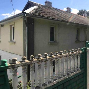Продам частину будинку, другий поверх