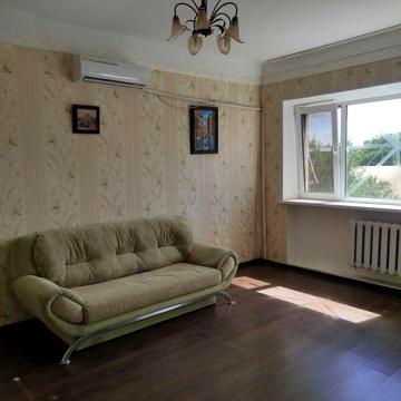 Продам 2-х комнатную квартиру по адресу Глисерная 20а