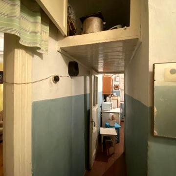 Продам 3к квартиру р-н Гамалея 1-й поверх