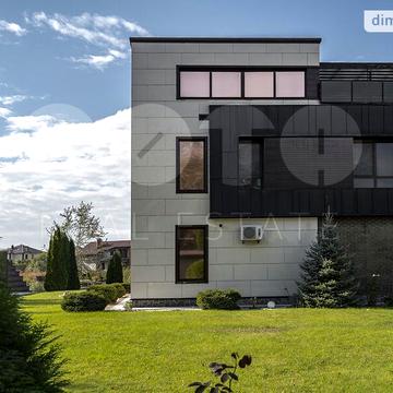 Продаж 3к Дім Набережна вулиця