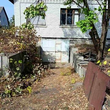 Продам будинок вмальовничому місці!!!