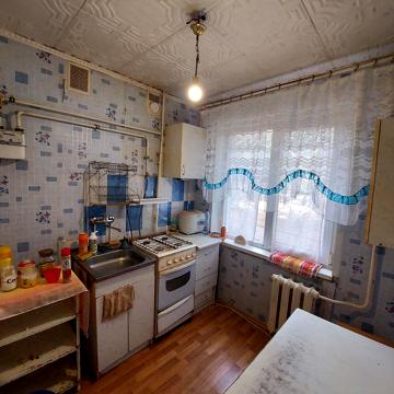 Кропивницького вул., 83